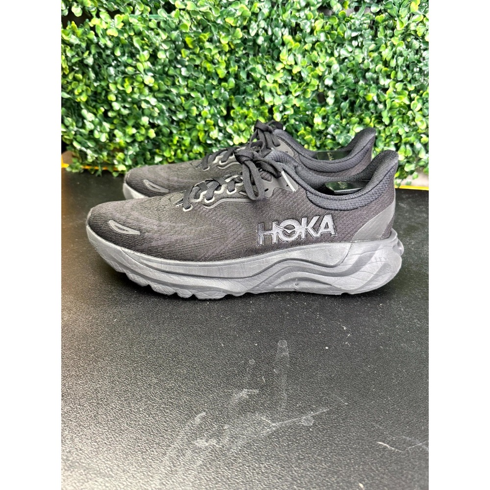 Hoka One One Arahi 8 1168691-BBLC Womens 9.5B Road Running Shoes Black Sneakers